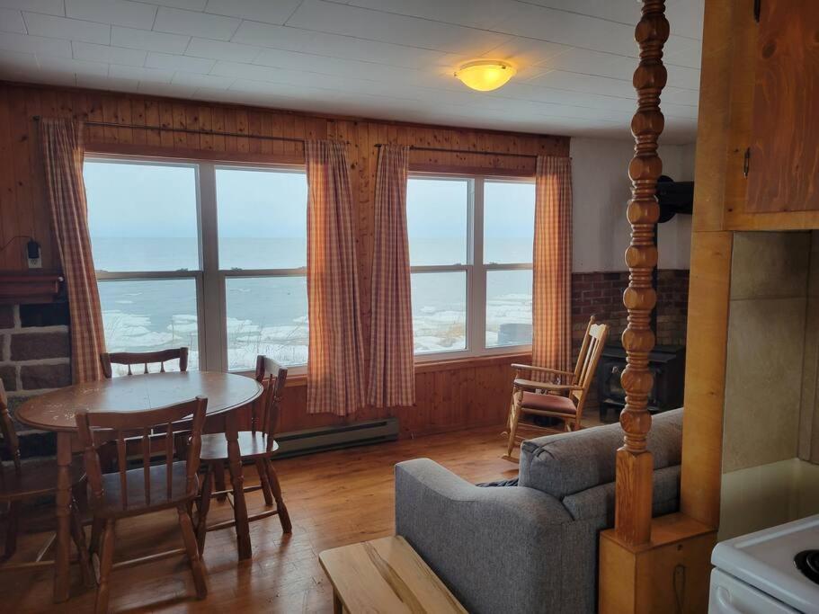 Le Petit Chalet De Pierres Sainte-Luce-sur-Mer Ngoại thất bức ảnh